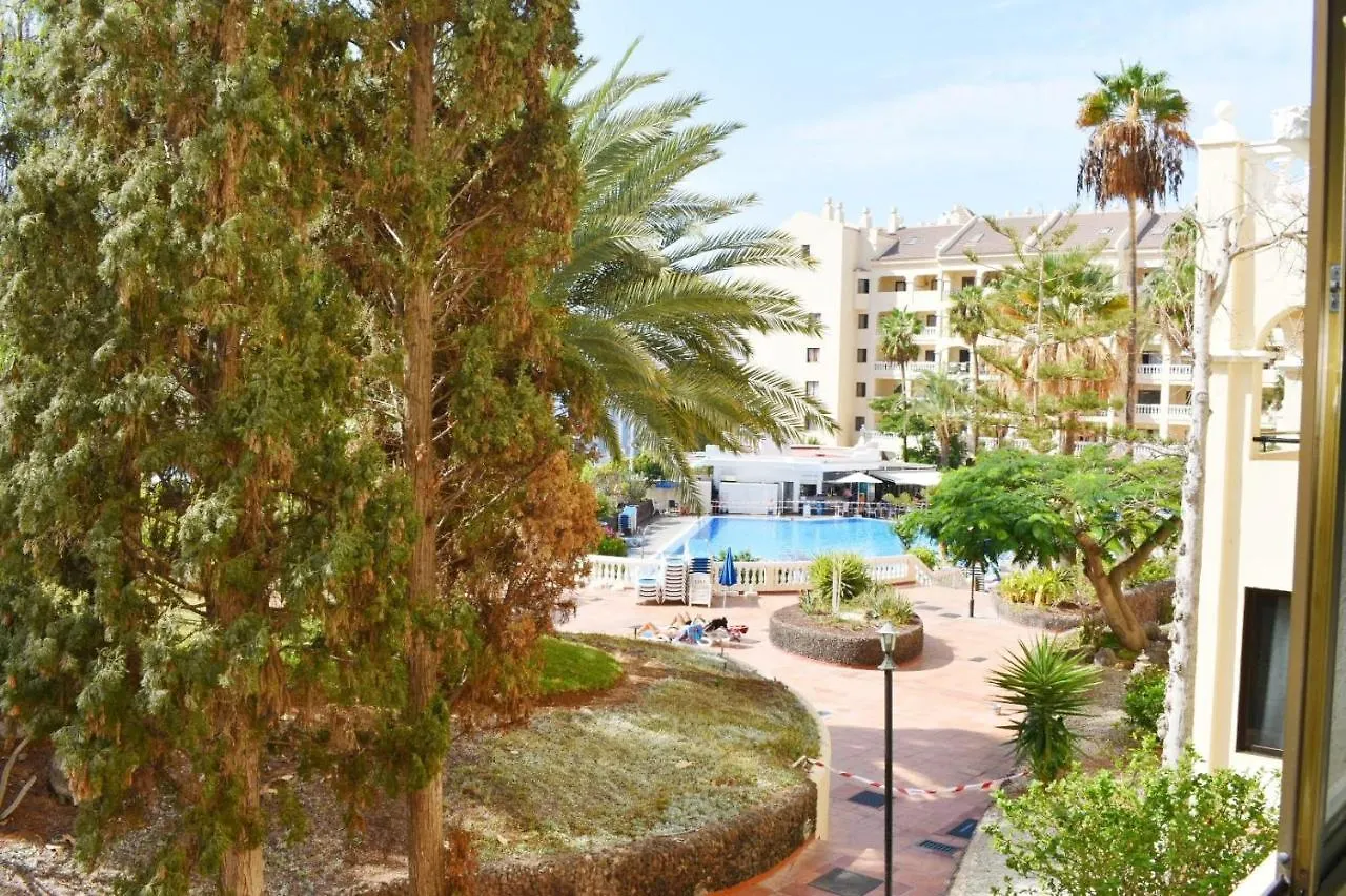 Castle Margherita'S Apartments Los Cristianos