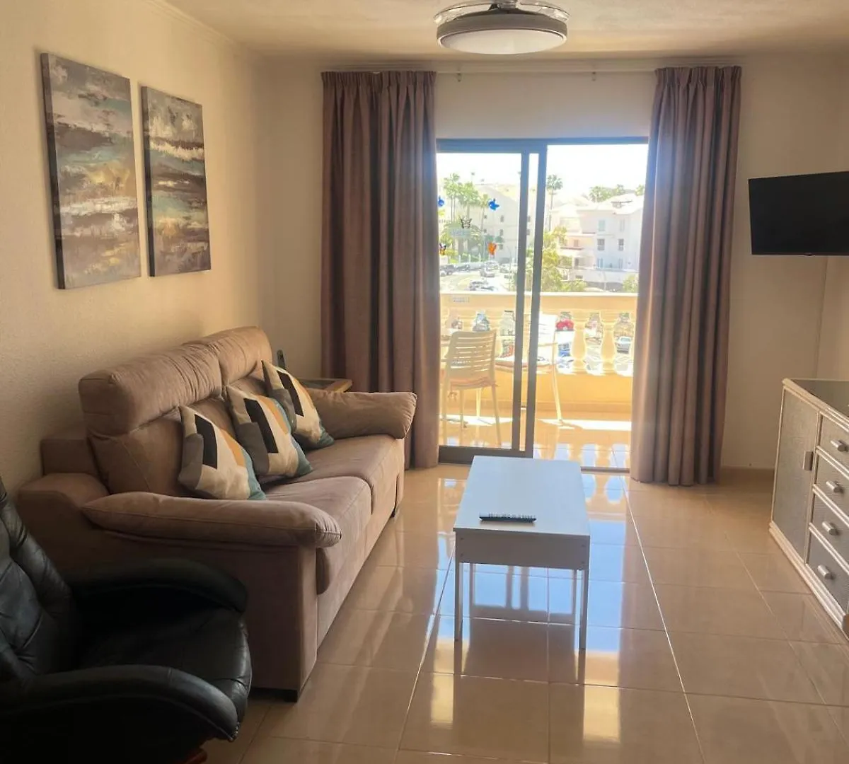 Castle Margherita'S Apartments Los Cristianos