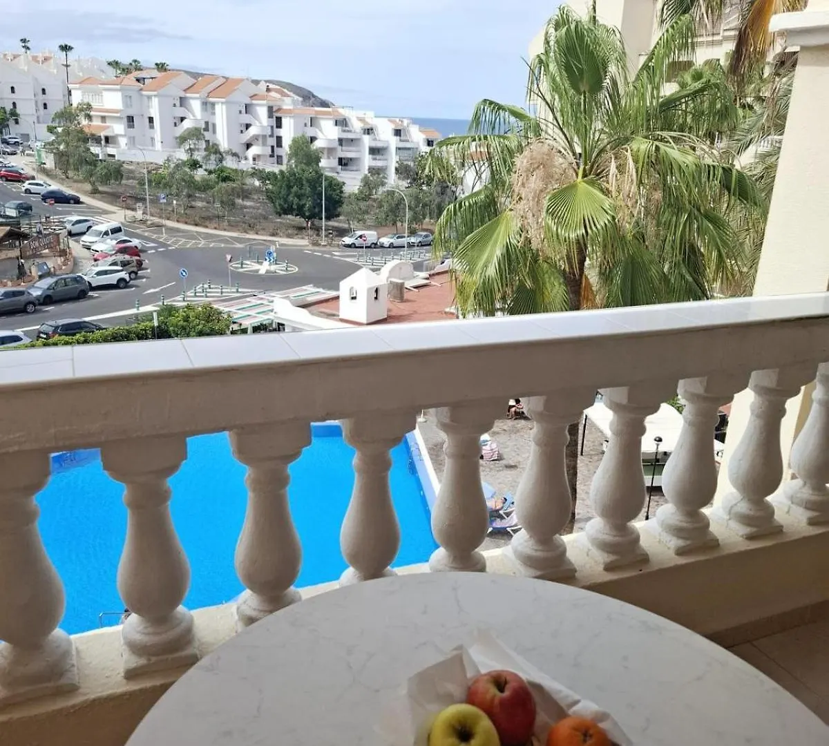 Castle Margherita'S Apartments Los Cristianos