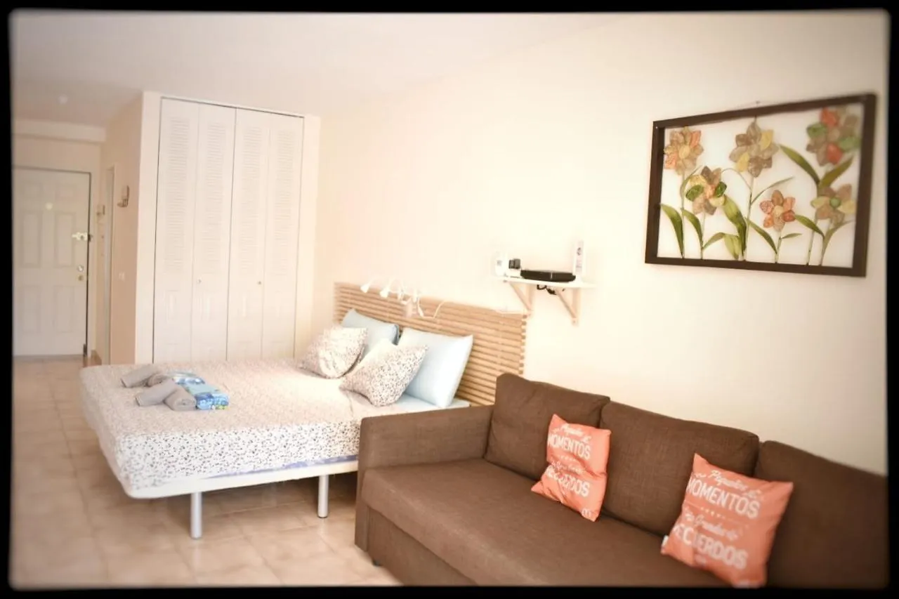 Castle Margherita'S Apartments Los Cristianos
