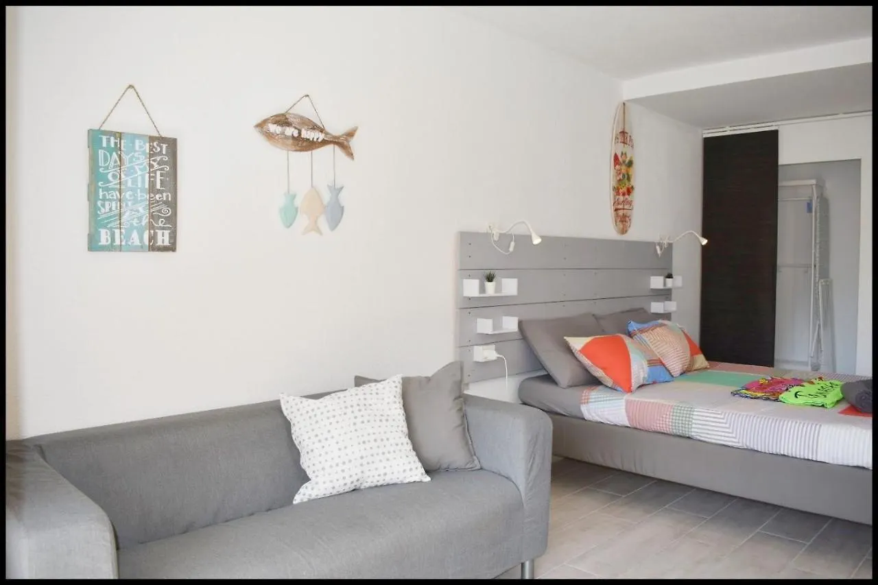Castle Margherita'S Apartments Los Cristianos